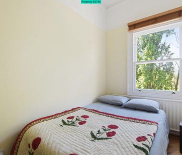 3 bedroom flat to rent - Photo 6