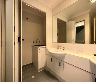 245 Wiltshire Drive - Photo 5