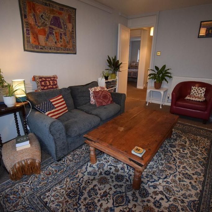 2 bedroom flat to rent - Photo 1