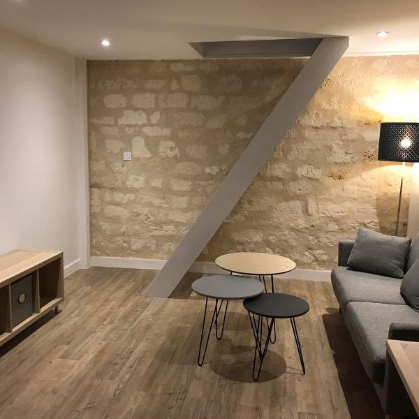 Location Appartement 1 pièce 32m² BORDEAUX 33000 - Photo 1