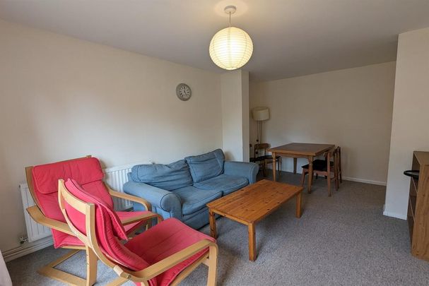 3 bedroom terraced house to rent - Photo 1