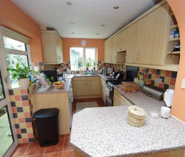 2 bedroom terraced house to rent - Photo 6