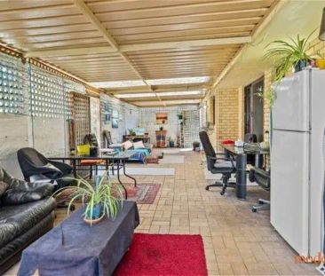 29 Palermo Court, Merriwa WA 6030 - Photo 4