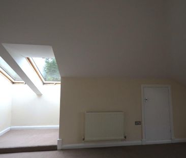 3 bedroom flat to rent - Photo 6