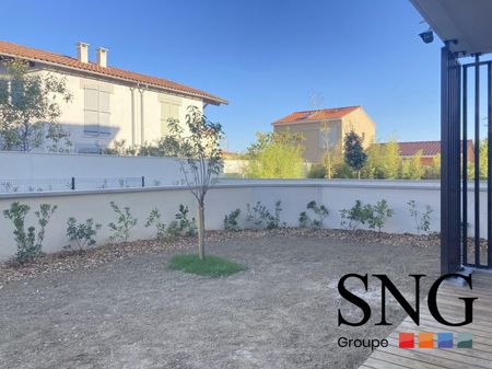 T3 AVEC JARDIN ET 2 PARKINGS - Photo 5