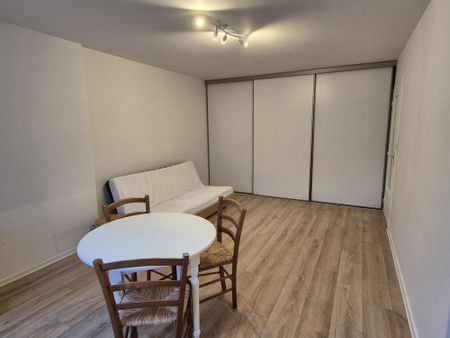 A LOUER APPARTEMENT ANGERS-MADELEINE - Photo 2