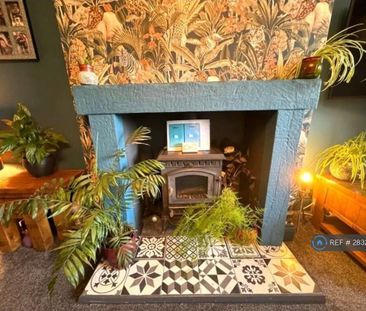 4 bedroom detached house to rent - Photo 6