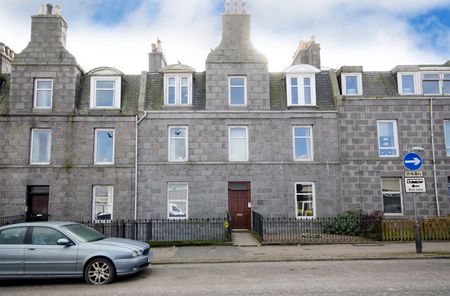 43 Menzies Road, AB11 9AT, Aberdeen - Photo 2