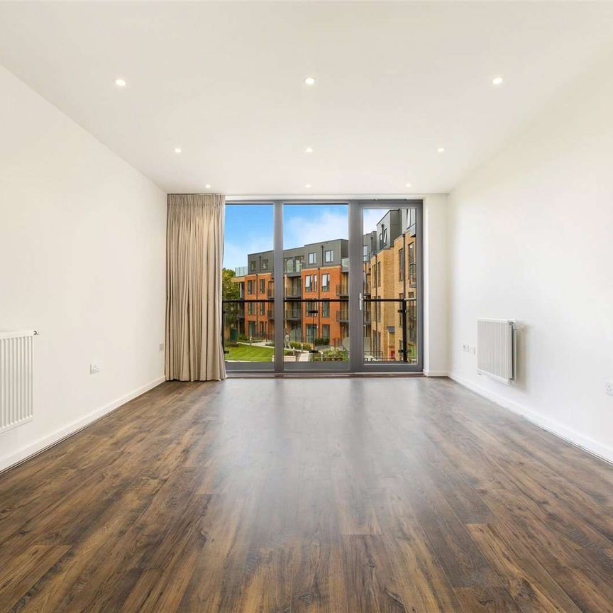 Penrose Court, 20 Boundaries Road, London, SW12 8BY - Photo 1