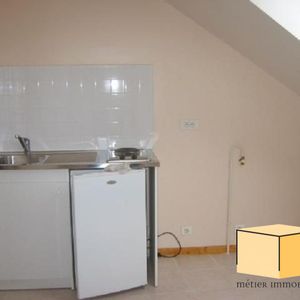 Location Appartement 1 pièce 16m² BELLEY 01300 - Photo 2