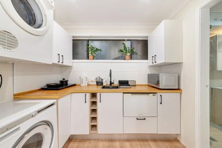 32 Phoenix Street, - Photo 2