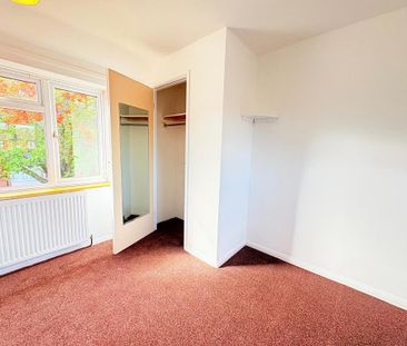 2 bedroom end of terrace house to rent - Photo 4