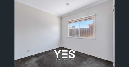 Modern familiy home in Beaconsfield - Photo 5