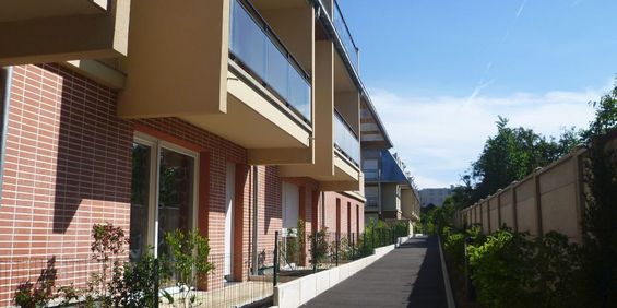 Chartres - gare a pied - Photo 3