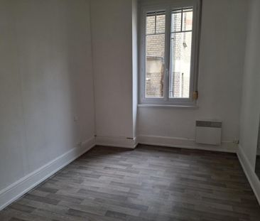 Location Appartement 2 pièces 63m² - Photo 2