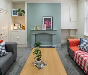 5 bedroom terraced house to rent - Photo 2