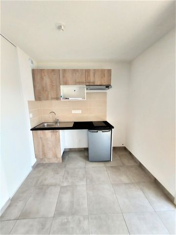 Location Appartement 2 pièces 41m² MURET 31600 - Photo 4
