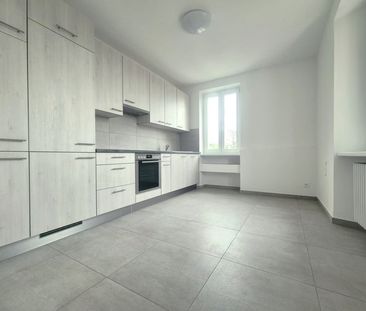 3.5 Zimmer, 90 m², 2. Stock - Photo 4