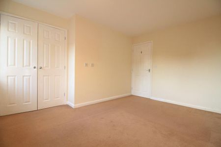 2 bedroom semi-detached house to rent - Photo 2