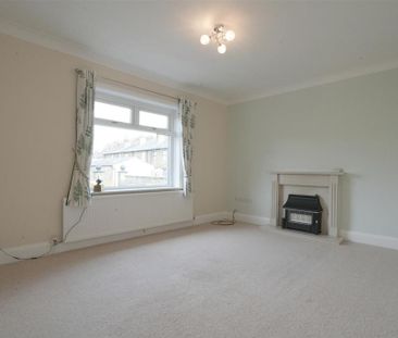 3 bedroom bungalow to rent - Photo 3