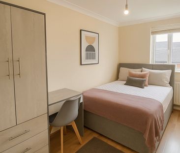 5 Bed End Terrace, Wordsworth Road, BS7 - Photo 5