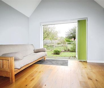 1 bedroom detached house to rent - Photo 2