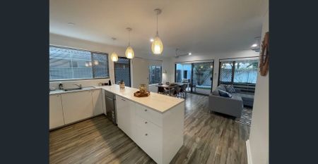 Beach-side villa lifestyle - Fully furnished - Flexible Stays - Photo 2