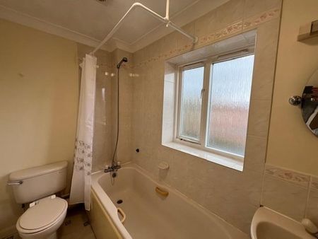 1 bedroom terraced house to rent - Photo 4