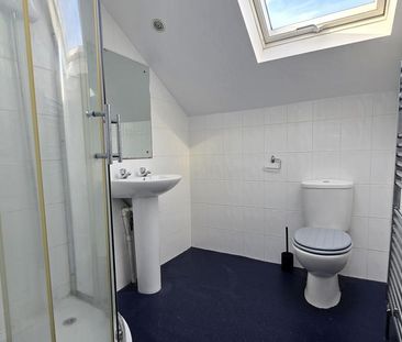 1 bedroom house of multiple occupation to rent - Photo 4