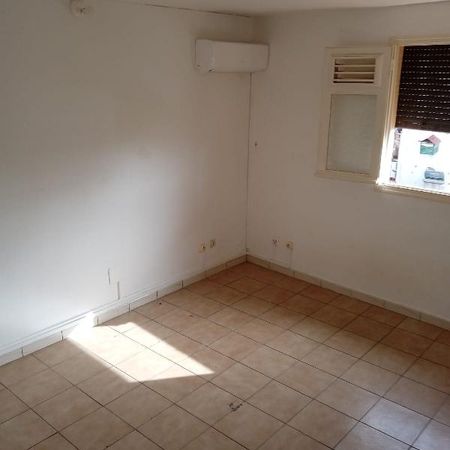 Fort de France - Appartement - F2 - Photo 3