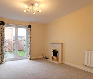 2 bedroom terraced house to rent - Photo 2