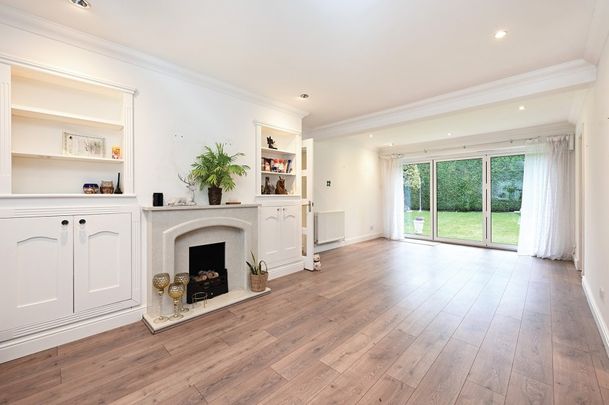 Salisbury Road, Farnborough - 5 bedrooms Property for lettings - Seymours - Photo 1