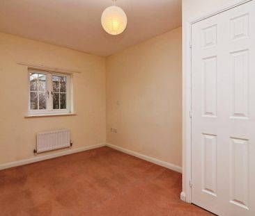2 bedroom semi-detached house to rent - Photo 5