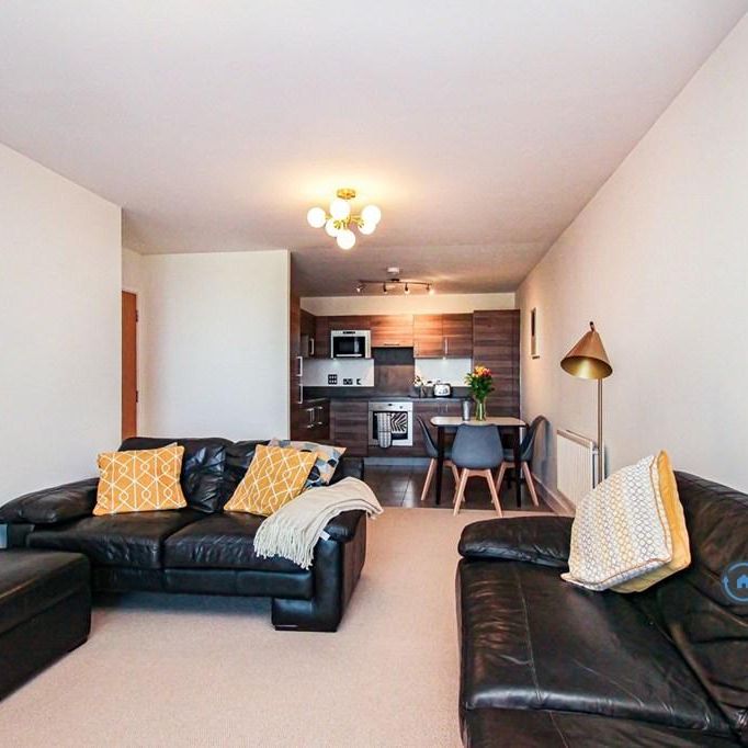 2 bedroom flat to rent - Photo 1