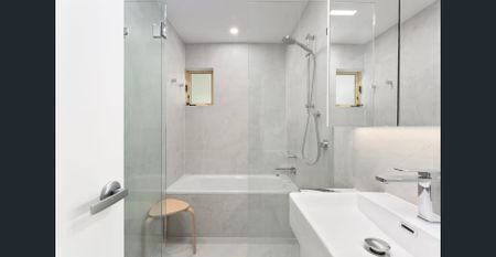 Neutral Bay beauty | Curated style x harbour views - Photo 3