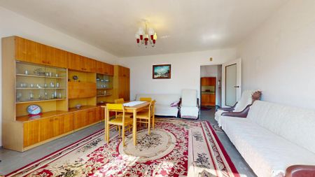 Rozkładowe mieszkanie w niskim bloku - Photo 2