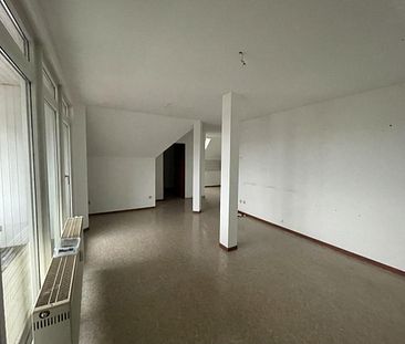 Nur für Gießener Seniorinnen & Senioren 60plus! Großzügige, helle 2 Zimmer-Wohnung mit Balkon, Curtmannstr. 38, Gießen - Photo 3