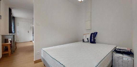 Location Appartement 1 pièce 24m² LE HAVRE 76620 - Photo 2