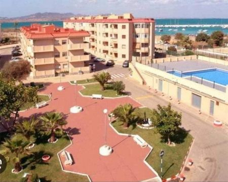 Planta baja de alquiler en Edificio Tesy Dos, 1, Entremares - Photo 4