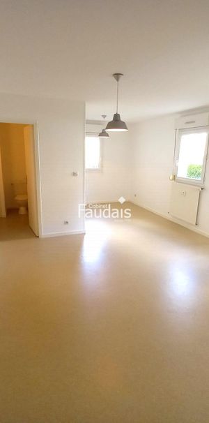 Location Appartement 1 pièce 27m² AGNEAUX 50180 - Photo 1