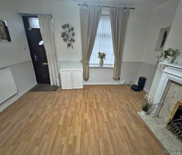 2 bedroom property to rent in Rochdale - Photo 3