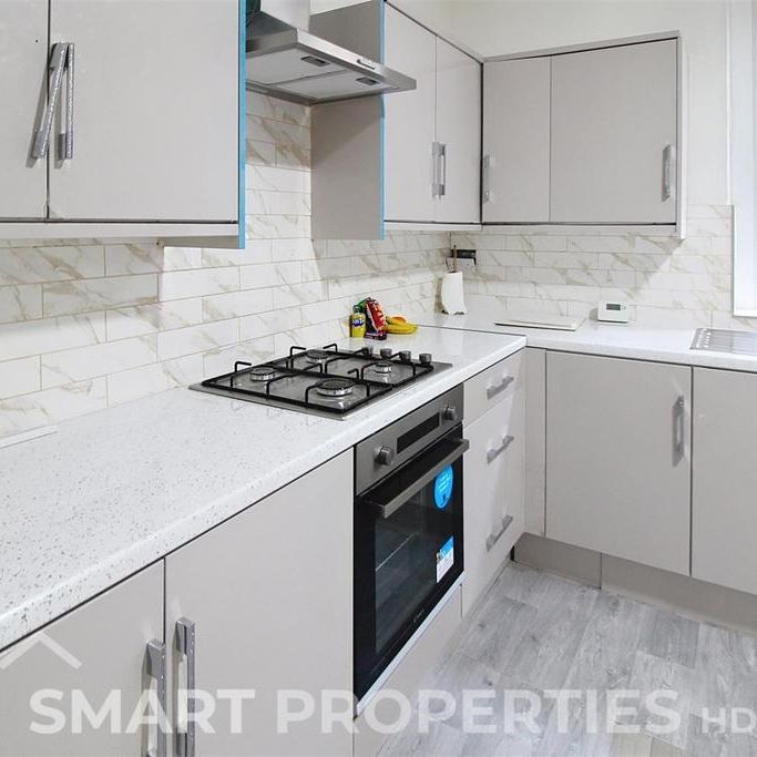 3 bedroom terraced house to rent - Photo 1