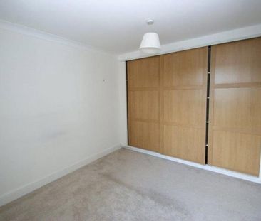 Wilton Court, Crossways, Beaconsfield, Buckinghamshire,HP9 - Photo 3