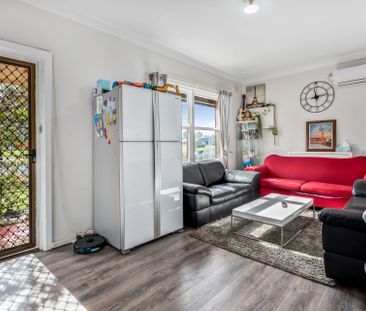 VERANDAH ENTERTAINING AREA | 2KW SOLAR SYSTEM - Photo 6