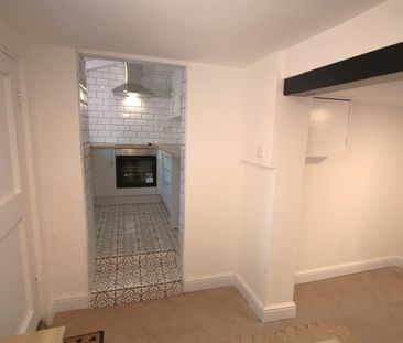 DentonThe Street, CT4 6RD, Denton - Photo 6