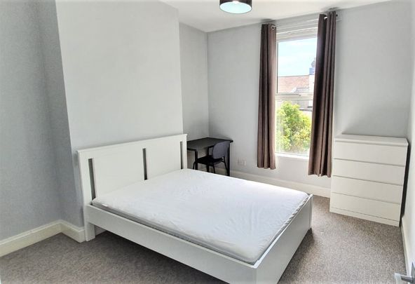 5 Bed Terraced House, Ashley Hill, BS6 - Photo 1