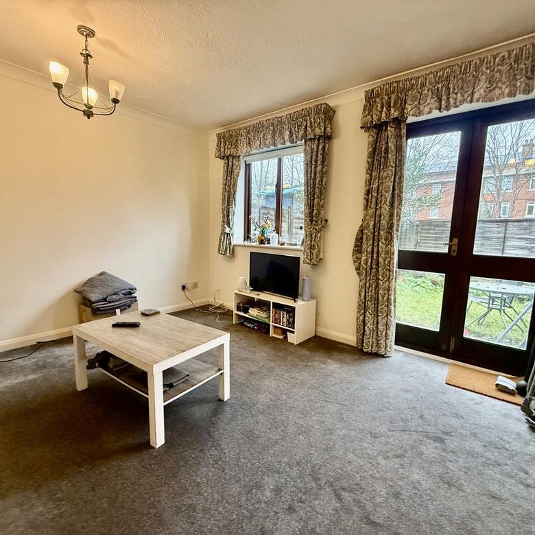 2 bedroom terraced house to rent - Photo 1