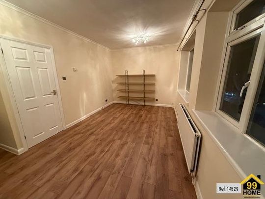 Flat in Harley Court Blake Hall Road, London, E11 2QG - Photo 1