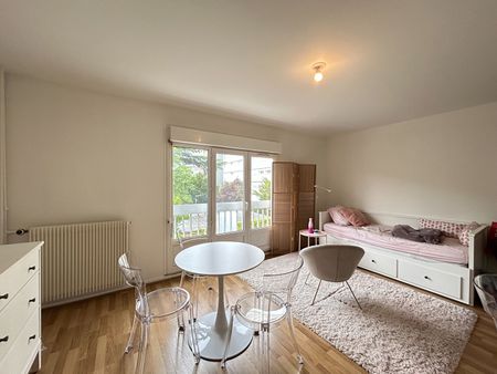 Location Appartement 1 pièce 27m² - Photo 2