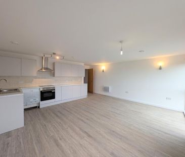 2 bedroom flat to rent - Photo 4